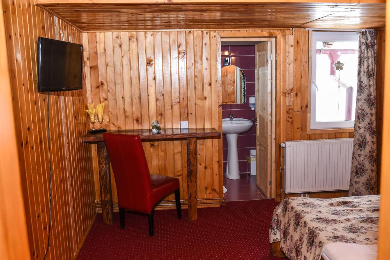 Colt Viu Cabana Бран Экстерьер фото