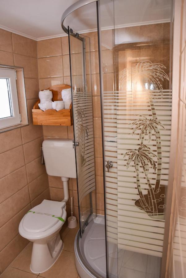 Colt Viu Cabana Бран Экстерьер фото
