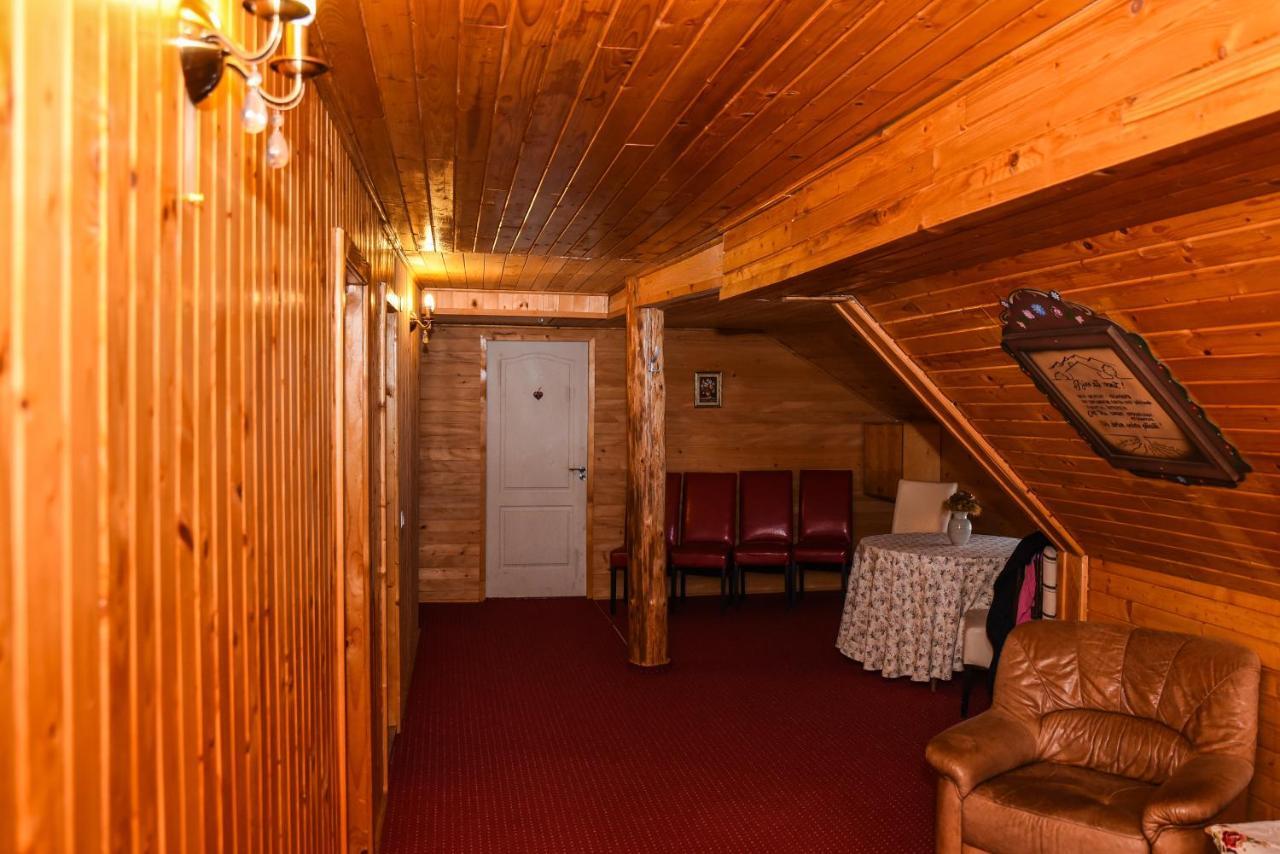 Colt Viu Cabana Бран Экстерьер фото