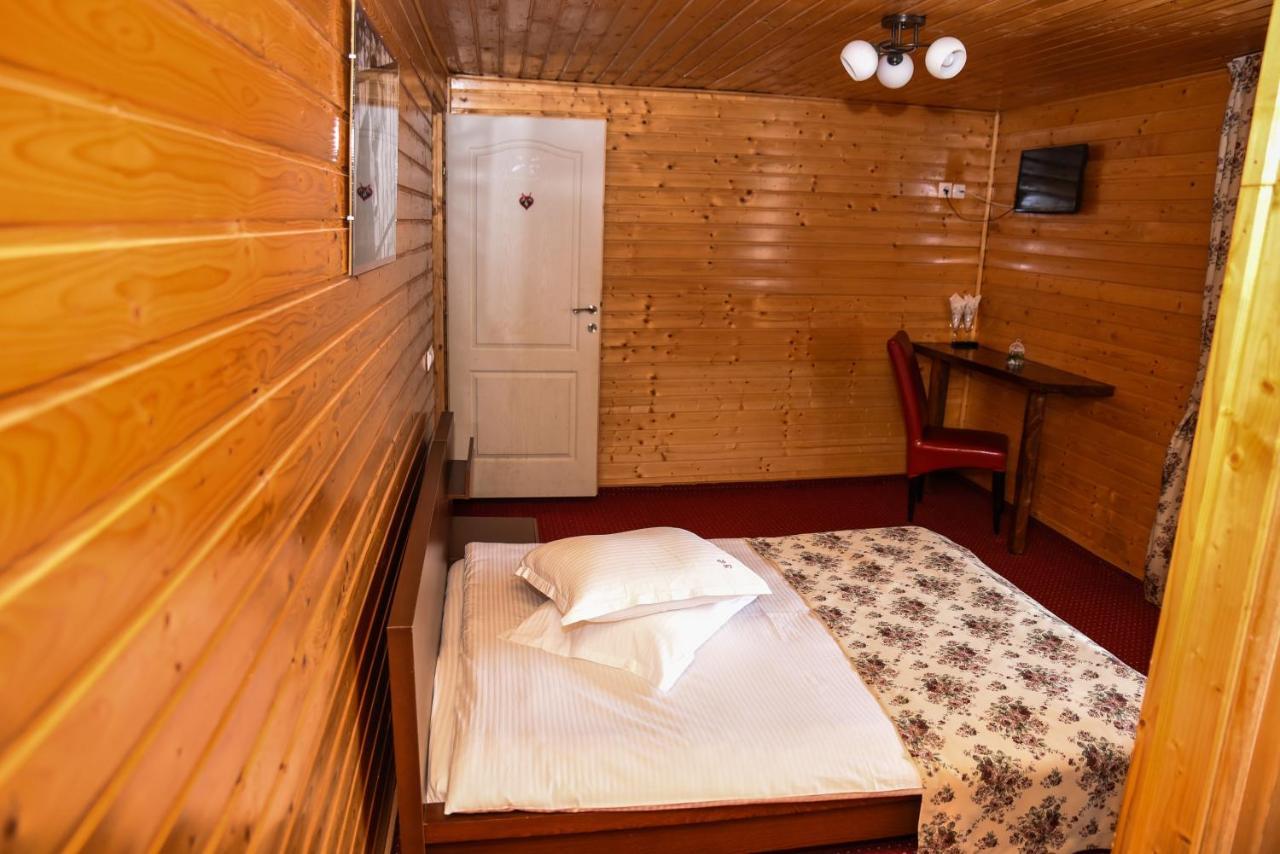 Colt Viu Cabana Бран Экстерьер фото