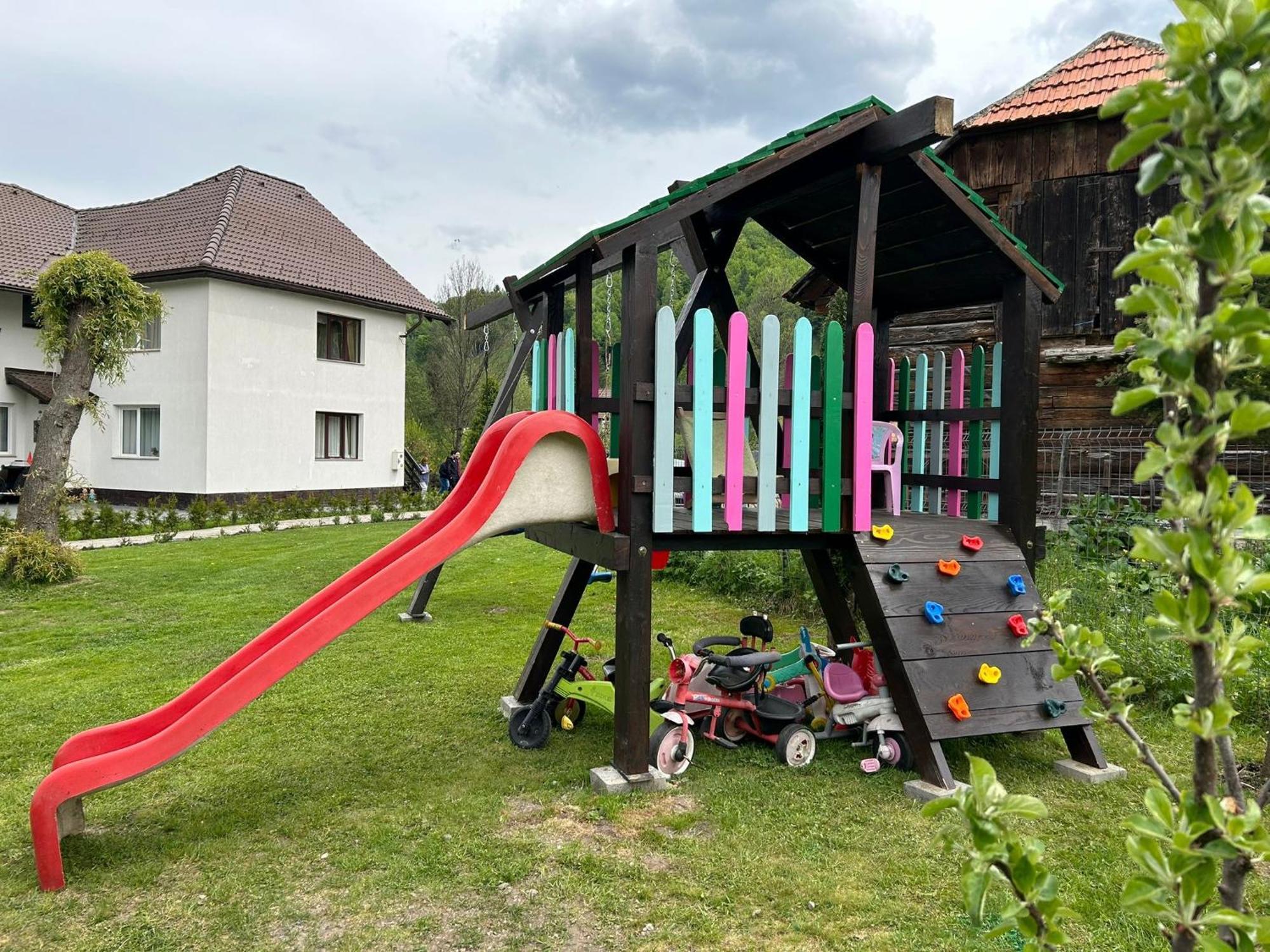 Colt Viu Cabana Бран Экстерьер фото