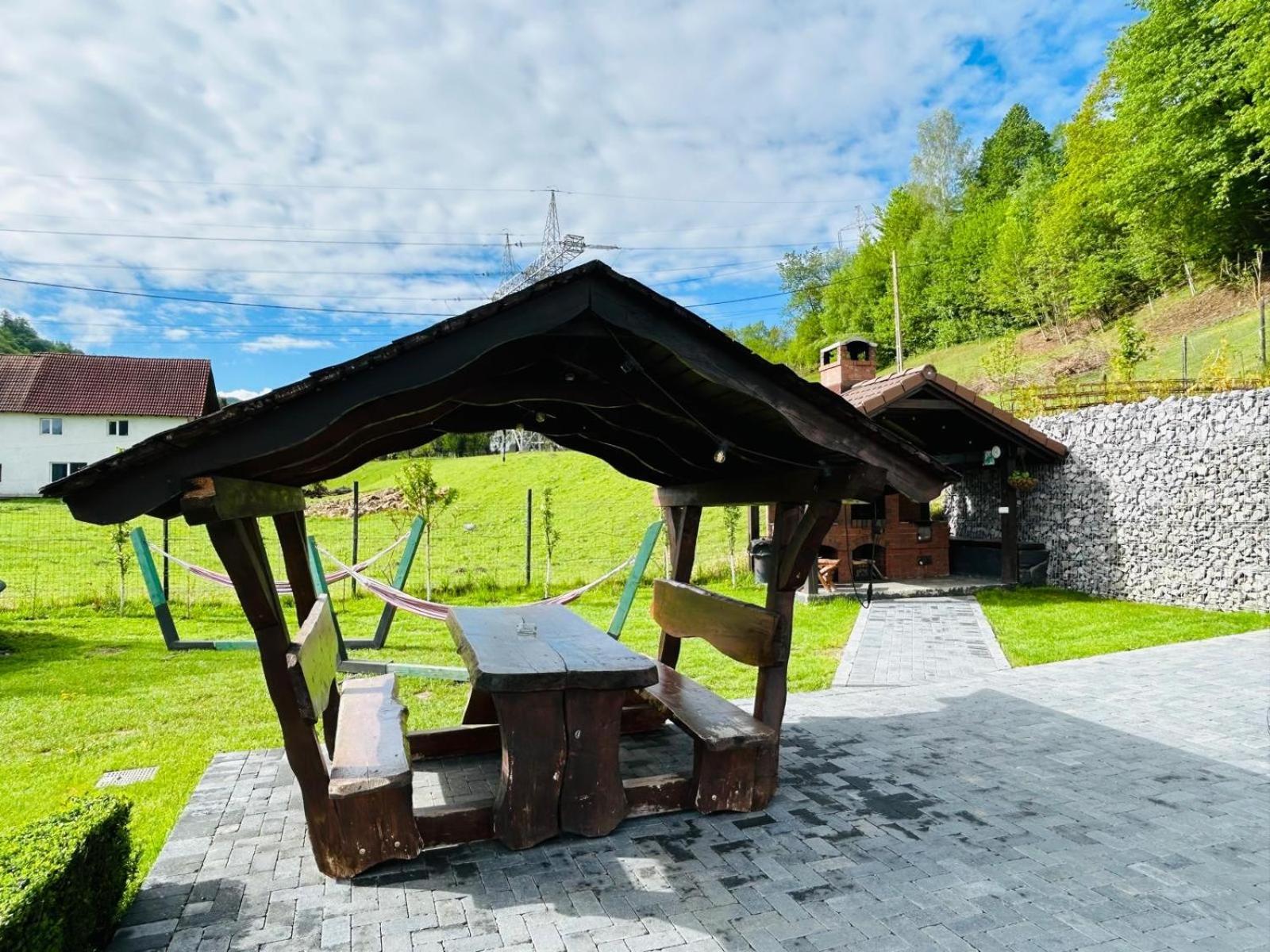 Colt Viu Cabana Бран Экстерьер фото
